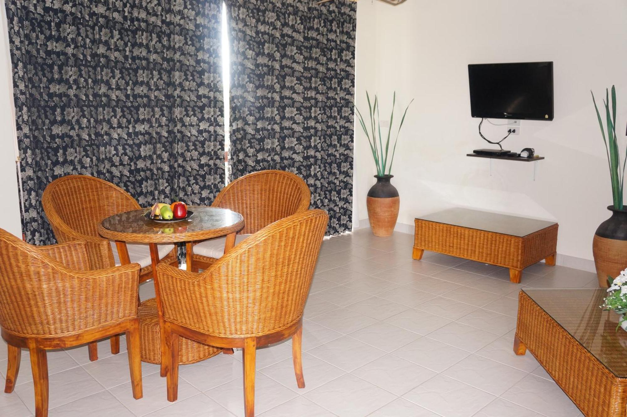 The Oriental Tropical Beach At Vip Resort Ban Phe Room photo