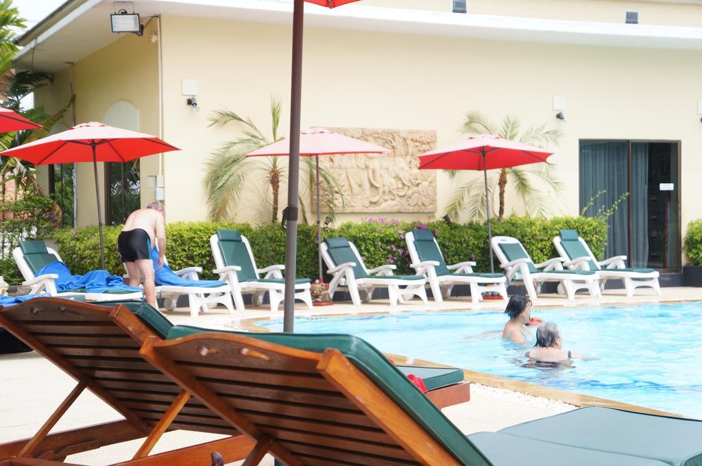 The Oriental Tropical Beach At Vip Resort Ban Phe Exterior photo