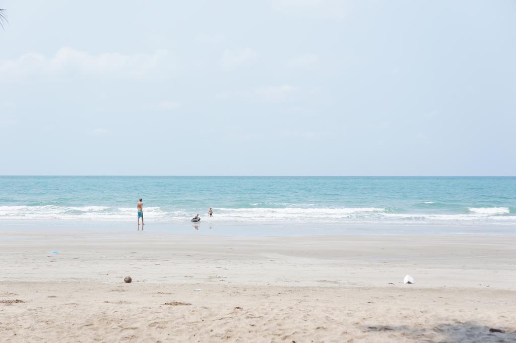 The Oriental Tropical Beach At Vip Resort Ban Phe Exterior photo